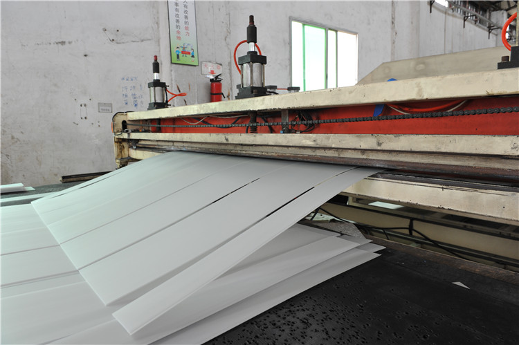 Extrusion Molding Workshop-2.JPG